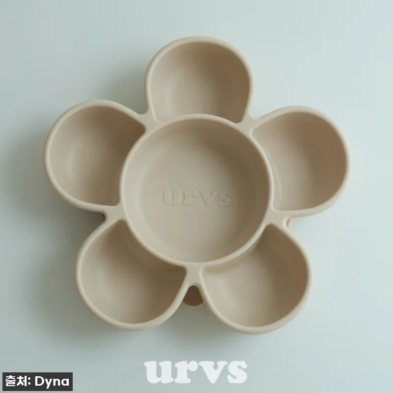 이유식 전쟁 끝! URVS 꽃흡착식판 관련 이미지 1