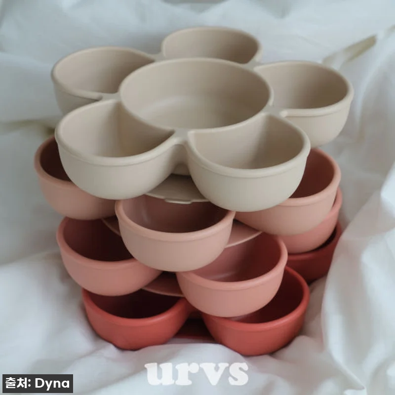 이유식 전쟁 끝! URVS 꽃흡착식판 관련 이미지 9