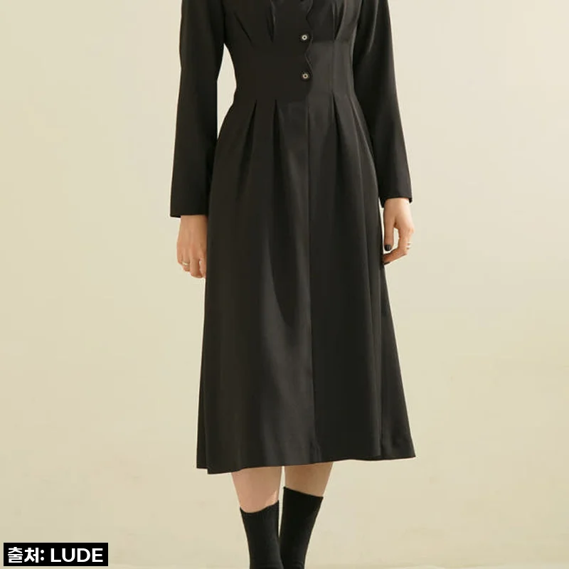 찐후기! 26% 할인 중인 루드 디자이너 스캘럽 원피스로 올봄 여신룩 완성했어요