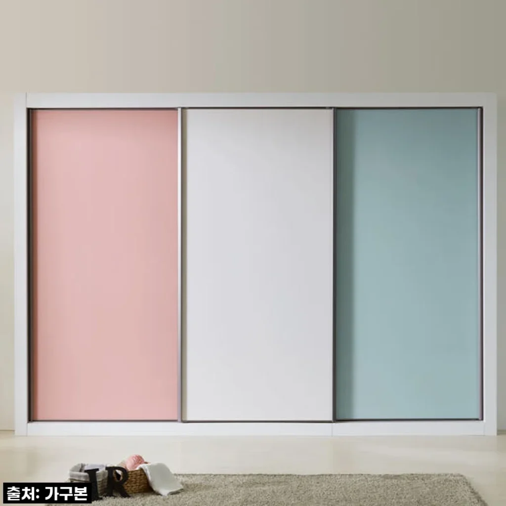 우리 집 옷방의 새 얼굴! 303cm E0포레 슬라이딩 붙박이장으로 완성된 깔끔한 수납 후기