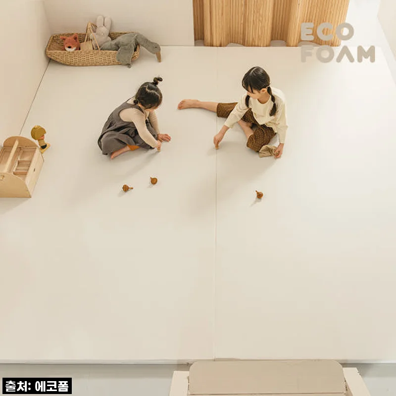 에코폼 폴더 매트 맘편한 올커버 사용후기, 층간소음 걱정 덜고 아이와 반려동물 모두 만족한 선택