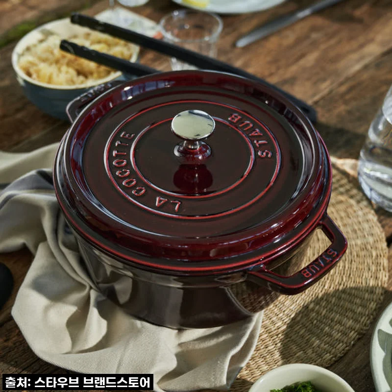 스타우브 원형 꼬꼬떼 석류레드 20cm 사용후기와 매력 소개