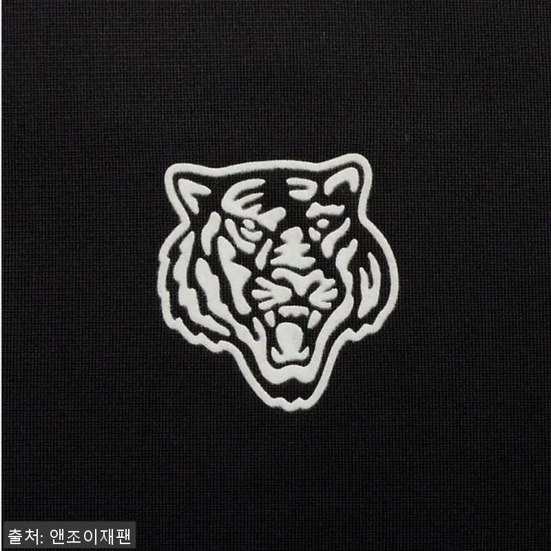 오니츠카이거 호랑이 프린트 트랙 탑 관련 이미지 3