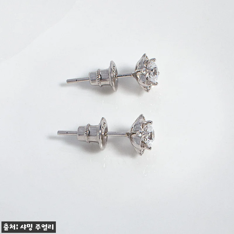 3부 다이아 연꽃 귀걸이 찐후기 체크, 데일리부터 예물 선물까지 눈여겨볼 디자인 10 3부 다이아 연꽃 귀걸이 찐후기 체크 관련 이미지 2
