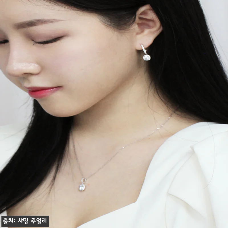 3부 5부 다이아 목걸이, 기념일 선 관련 이미지 7